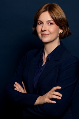 Dr Annika Surmeier